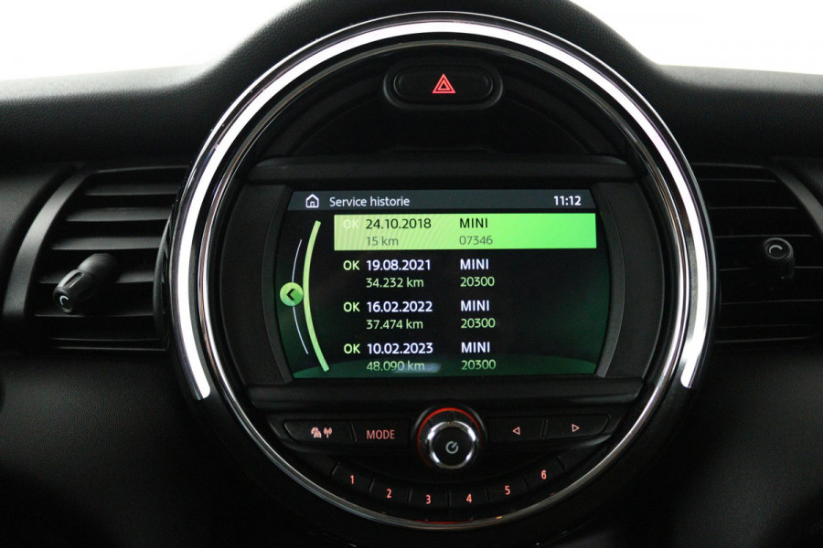 MINI Mini 1.5 One Pepper (NAVIGATIE, PARKEERSENSOREN, CRUISE CONTROL, AUTOMAAT, SFEERVERLICHTING, DEALER ONDERHOUDEN)