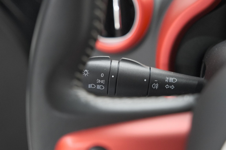 Renault Twingo 1.0 SCe Collection | Parkeersensoren | Airco | Bluetooth Radio