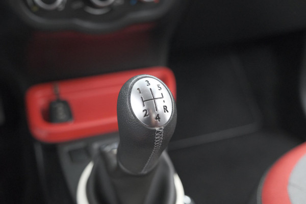 Renault Twingo 1.0 SCe Collection | Parkeersensoren | Airco | Bluetooth Radio