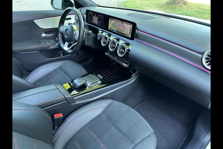Mercedes-Benz CLA-Klasse 250 e AMG Line PANO|Sfeerverlichting|Kessy