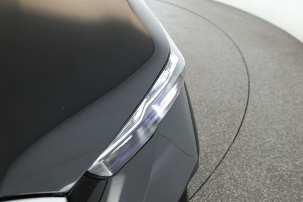 BMW 5 Serie Touring 520dA M-SPORT ** LED, NAVi+, HuD, PANORAMA, 20-inch LMV, DRIV. ASS+ ** 1e EIG - Ex BMW AG - UNFALLFREI ** ** INFORMEER OOK NAAR ONZE AANTREKKELIJKE FINANCIAL-LEASE TARIEVEN **