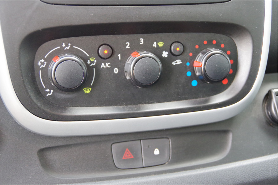 Renault Trafic Passenger 1.6 dCi 9-PERSOONS, KEYLESS, NAVI, CRUISE, AIRCO, PARKEERSENSOREN
