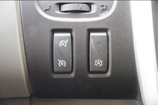 Renault Trafic Passenger 1.6 dCi 9-PERSOONS, KEYLESS, NAVI, CRUISE, AIRCO, PARKEERSENSOREN