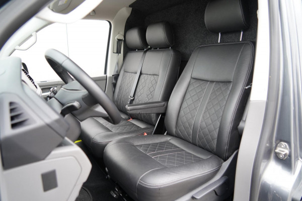 Volkswagen Transporter 2.0 TDI L2H3 DSG-Aut. / Leder / Virtual Cockpit / Navi / Black style sportpakket!