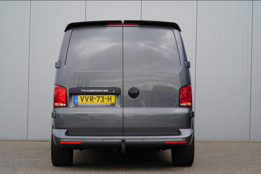 Volkswagen Transporter 2.0 TDI L2H3 DSG-Aut. / Leder / Virtual Cockpit / Navi / Black style sportpakket!
