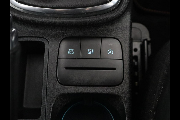 Ford Fiesta 1.0 EcoBoost ST-Line | Panoramadak | Stoel & stuurverwarming | Camera | Carplay | Navigatie | Airco | Climate control