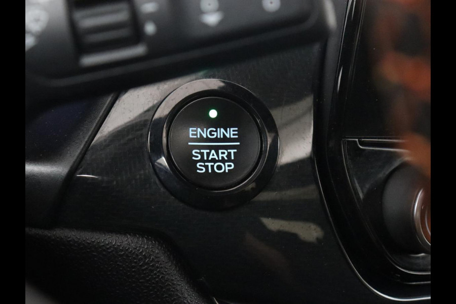 Ford Fiesta 1.0 EcoBoost ST-Line | Panoramadak | Stoel & stuurverwarming | Camera | Carplay | Navigatie | Airco | Climate control