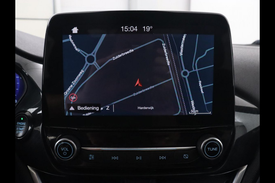 Ford Fiesta 1.0 EcoBoost ST-Line | Panoramadak | Stoel & stuurverwarming | Camera | Carplay | Navigatie | Airco | Climate control