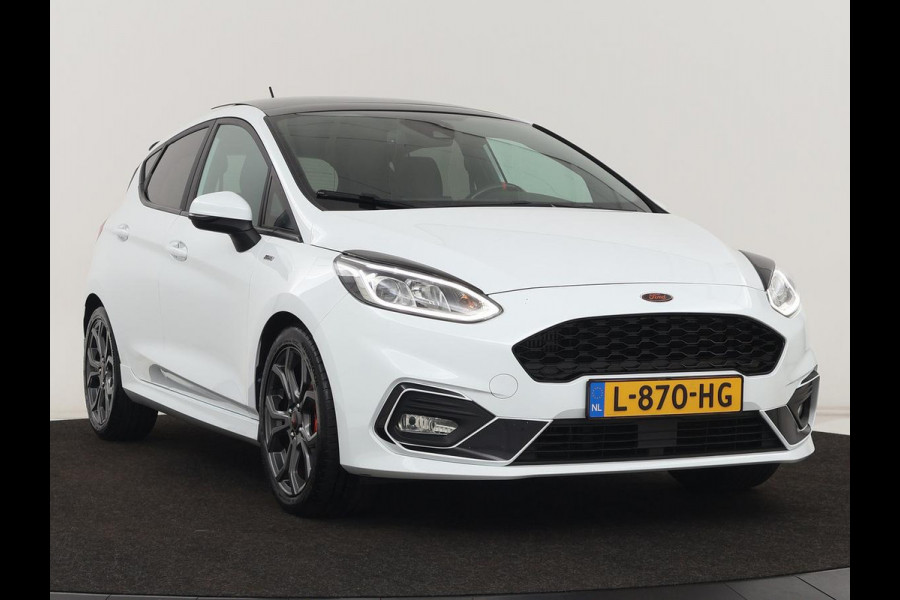 Ford Fiesta 1.0 EcoBoost ST-Line | Panoramadak | Stoel & stuurverwarming | Camera | Carplay | Navigatie | Airco | Climate control