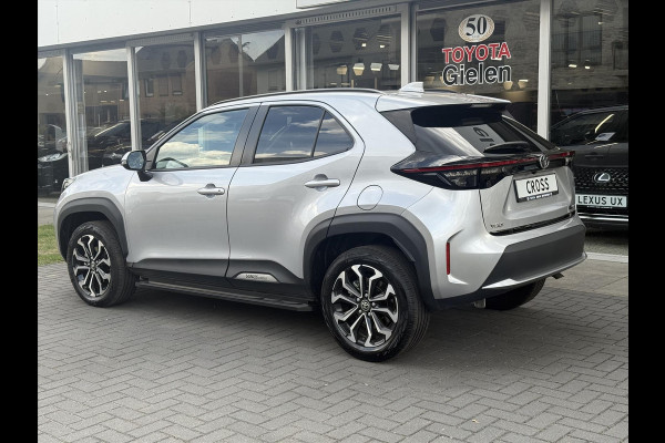 Toyota Yaris Cross 1.5 Hybrid First Edition | Facelift, Treeplanken, Groot scherm, Apple CarPlay/Android Auto, 17inch, Keyless