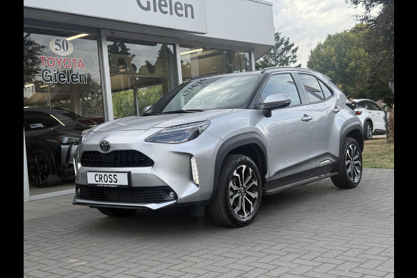 Toyota Yaris Cross 1.5 Hybrid First Edition | Facelift, Treeplanken, Groot scherm, Apple CarPlay/Android Auto, 17inch, Keyless