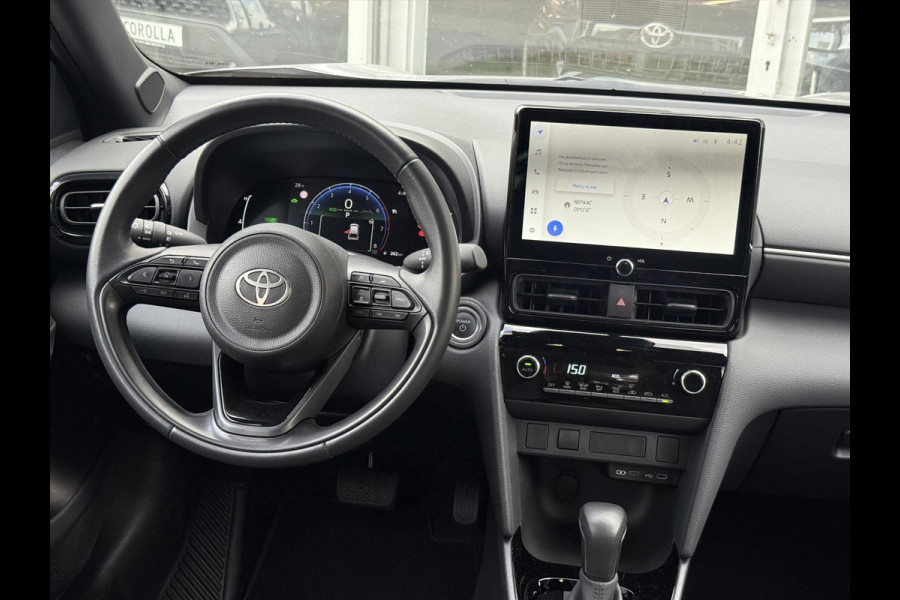 Toyota Yaris Cross 1.5 Hybrid First Edition | Facelift, Treeplanken, Groot scherm, Apple CarPlay/Android Auto, 17inch, Keyless