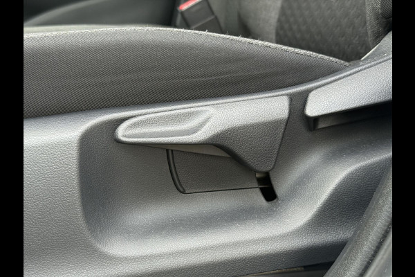 Toyota Yaris Cross 1.5 Hybrid First Edition | Facelift, Treeplanken, Groot scherm, Apple CarPlay/Android Auto, 17inch, Keyless