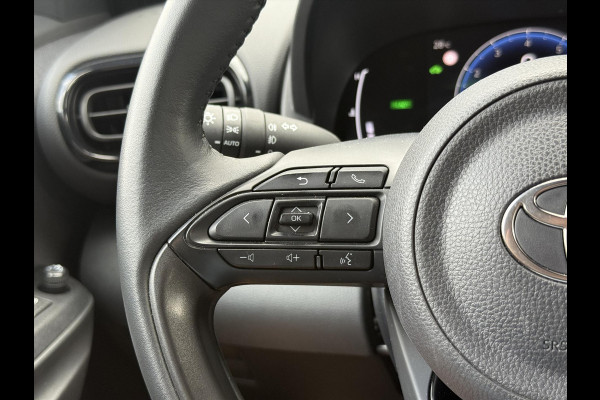 Toyota Yaris Cross 1.5 Hybrid First Edition | Facelift, Treeplanken, Groot scherm, Apple CarPlay/Android Auto, 17inch, Keyless