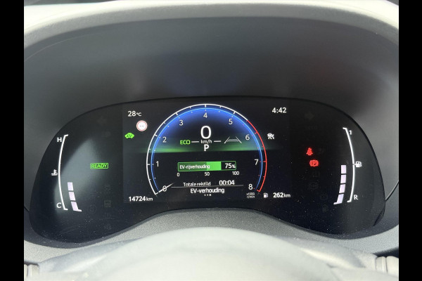 Toyota Yaris Cross 1.5 Hybrid First Edition | Facelift, Treeplanken, Groot scherm, Apple CarPlay/Android Auto, 17inch, Keyless
