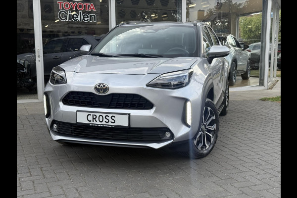 Toyota Yaris Cross 1.5 Hybrid First Edition | Facelift, Treeplanken, Groot scherm, Apple CarPlay/Android Auto, 17inch, Keyless