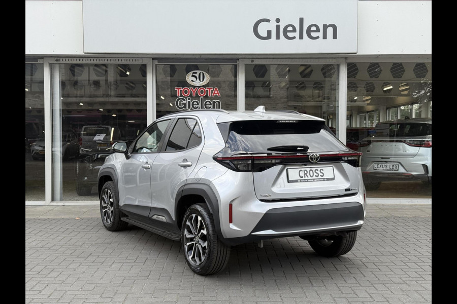 Toyota Yaris Cross 1.5 Hybrid First Edition | Facelift, Treeplanken, Groot scherm, Apple CarPlay/Android Auto, 17inch, Keyless