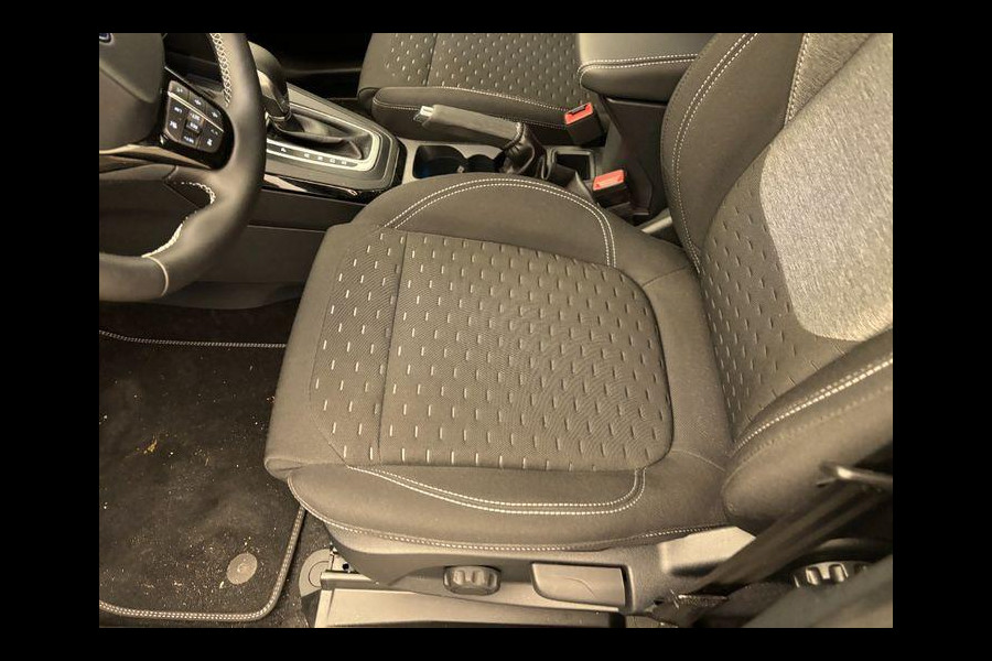 Ford Puma 1.0 EcoBoost Hybrid Titanium 125pk | Winterpack | Driver Assistance Pack | Elek. Achterklep | Keyless