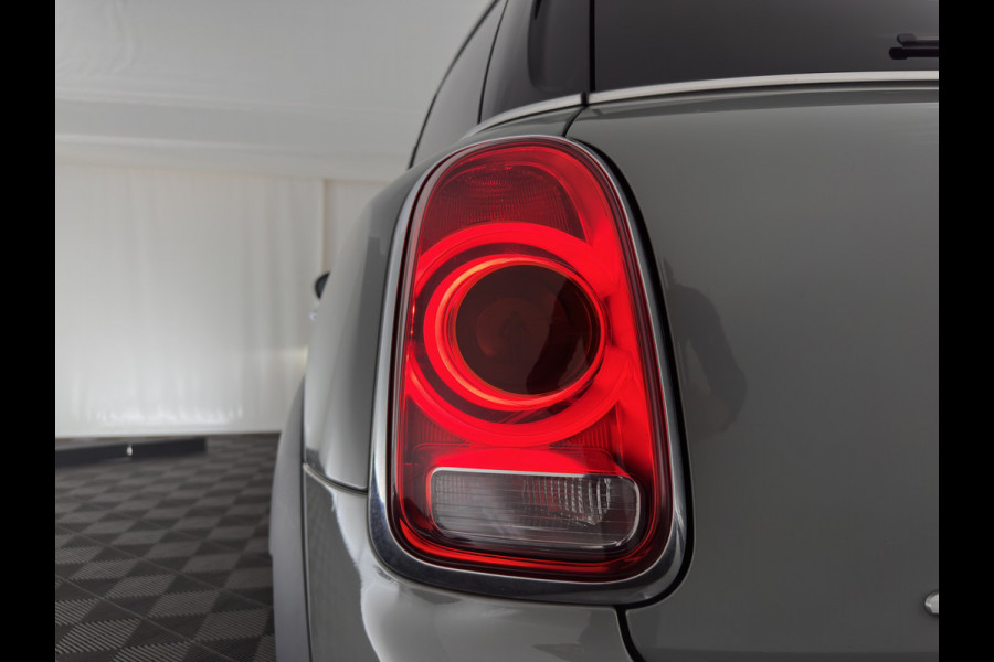 MINI Countryman 2.0 Cooper S Knightsbridge Edition JCW-Sportpack Aut. *PANO |  LUXURY-LEATHER | FULL-LED | HARMAN/KARDON-AUDIO | HEATED-SPORTSEATS | KEYLESS | CAMERA | AMBIENT-LIGHT | NAVI-FULLMAP | HEAD-UP | PRIVACY-GLASS | SHIFT-PADDLES | 18''ALU*