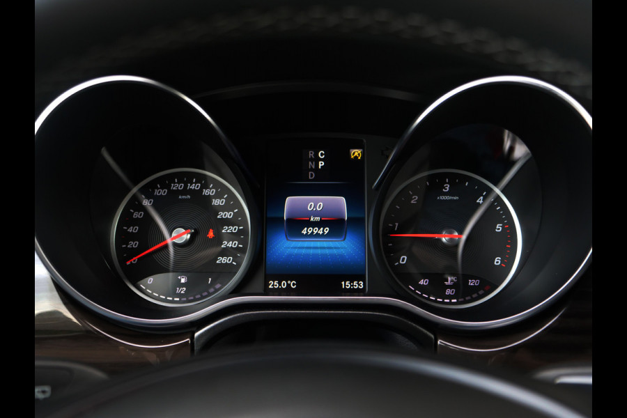 Mercedes-Benz V-Klasse V250 | AMG | Incl BTW & BPM | 7-persoons | memory-zetels | nette staat..