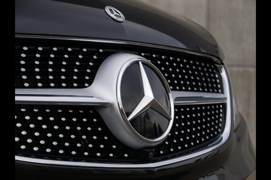 Mercedes-Benz V-Klasse V250 | AMG | Incl BTW & BPM | 7-persoons | memory-zetels | nette staat..