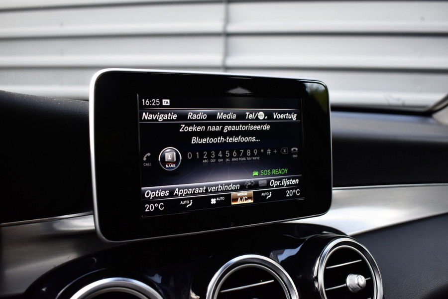 Mercedes-Benz GLC Coupé 250 4MATIC AMG Night Pakket | Schuif/Kanteldak | ACC | Camera | Treeplanken |