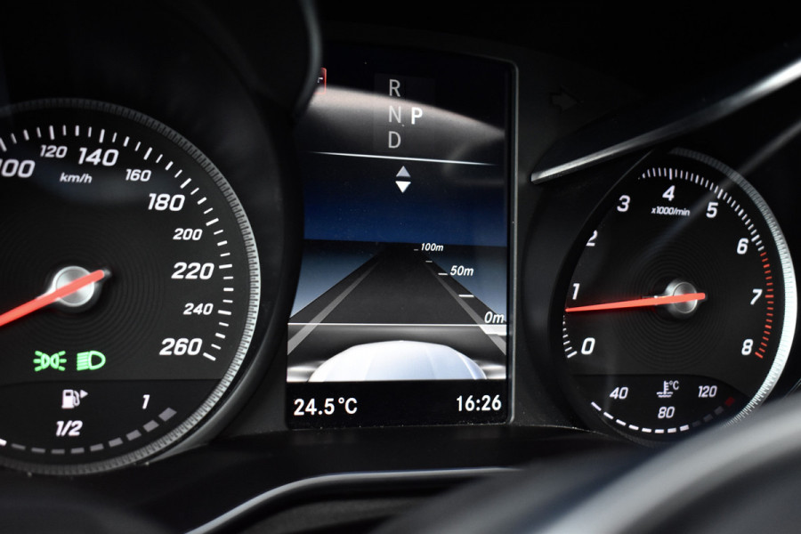 Mercedes-Benz GLC Coupé 250 4MATIC AMG Night Pakket | Schuif/Kanteldak | ACC | Camera | Treeplanken |