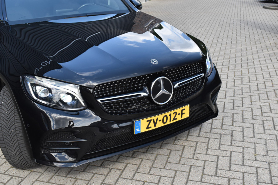 Mercedes-Benz GLC Coupé 250 4MATIC AMG Night Pakket | Schuif/Kanteldak | ACC | Camera | Treeplanken |