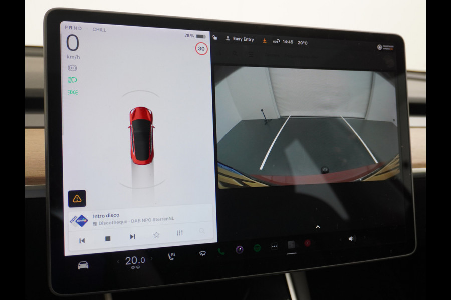 Tesla Model 3 Long Range AWD 75kWh 463PK **Trekhaak**  SOH 89% Lmv FSD-3 Computer Premium Audio AutoPilot Panoramadak Camera's Leer Adaptive-C 4WD Stoel en achterbank verwarming Elektr.Stoelen+Memory+Easy-Entry WiFi 1e Eigenaar Origineel Nederlandse Auto Garantie op Accu/Motor tot 29-06-2028/192.000km