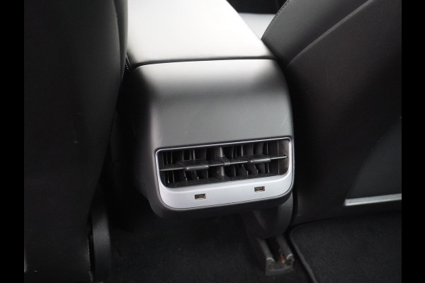 Tesla Model 3 Long Range AWD 75kWh 463PK **Trekhaak**  SOH 89% Lmv FSD-3 Computer Premium Audio AutoPilot Panoramadak Camera's Leer Adaptive-C 4WD Stoel en achterbank verwarming Elektr.Stoelen+Memory+Easy-Entry WiFi 1e Eigenaar Origineel Nederlandse Auto Garantie op Accu/Motor tot 29-06-2028/192.000km
