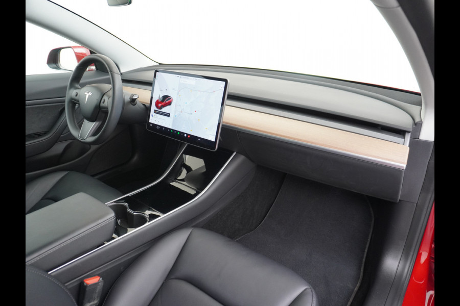 Tesla Model 3 Long Range AWD 75kWh 463PK **Trekhaak**  SOH 89% Lmv FSD-3 Computer Premium Audio AutoPilot Panoramadak Camera's Leer Adaptive-C 4WD Stoel en achterbank verwarming Elektr.Stoelen+Memory+Easy-Entry WiFi 1e Eigenaar Origineel Nederlandse Auto Garantie op Accu/Motor tot 29-06-2028/192.000km