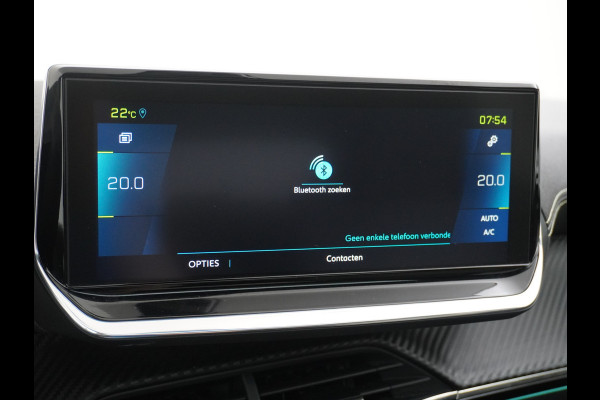 Peugeot e-208 EV GT 50kWh SOH 90% Panorama-dak Trekhaak Apple Carplay 360°CameraAndroid Navi Ecc Cruise Control DAB Pdc Stoelverwarming Sportstoelen Led Lmv 17" Privacy Glas Bluetooth Led Connected Apps