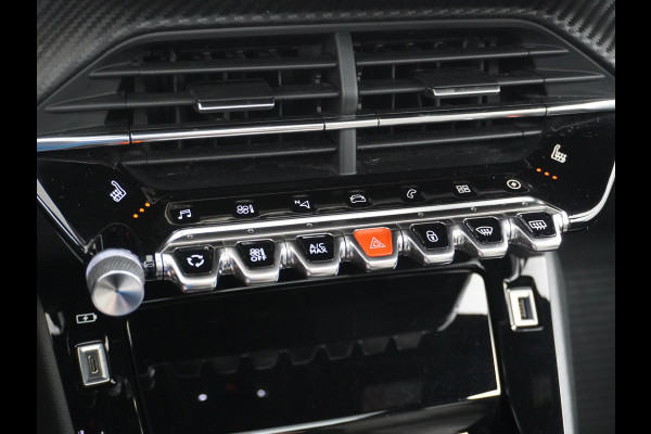 Peugeot e-208 EV GT 50kWh SOH 90% Panorama-dak Trekhaak Apple Carplay 360°CameraAndroid Navi Ecc Cruise Control DAB Pdc Stoelverwarming Sportstoelen Led Lmv 17" Privacy Glas Bluetooth Led Connected Apps