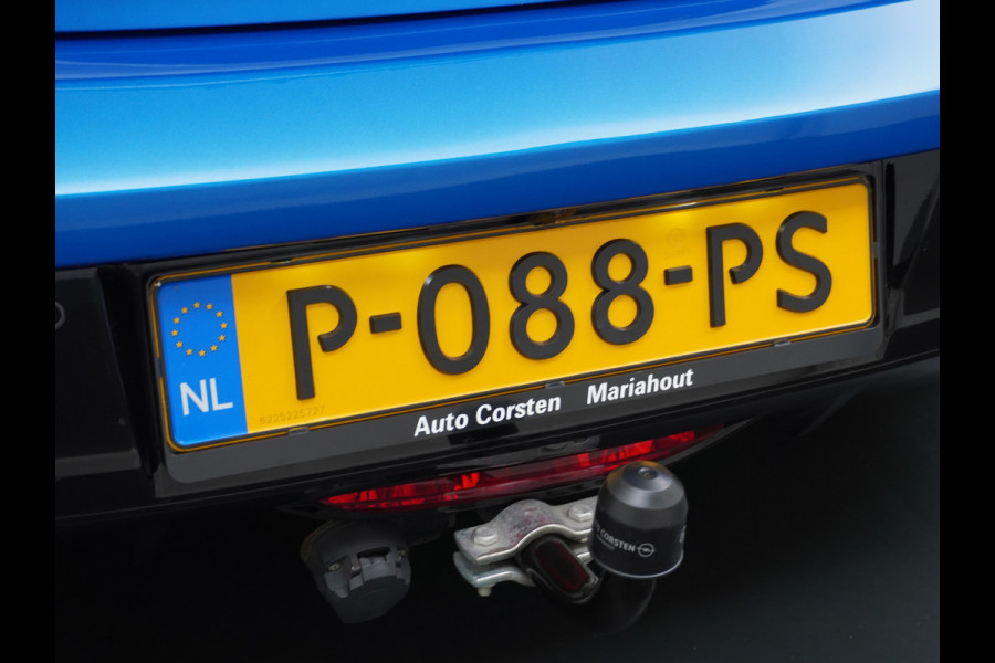 Peugeot e-208 EV GT 50kWh SOH 90% Panorama-dak Trekhaak Apple Carplay 360°CameraAndroid Navi Ecc Cruise Control DAB Pdc Stoelverwarming Sportstoelen Led Lmv 17" Privacy Glas Bluetooth Led Connected Apps