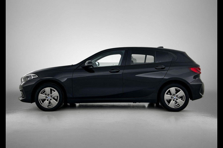 BMW 1-serie 116i Business Edition Plus CARPLAY STOF-LEDER NAVI