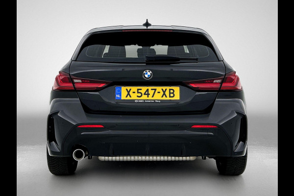 BMW 1-serie 116i Business Edition Plus CARPLAY STOF-LEDER NAVI