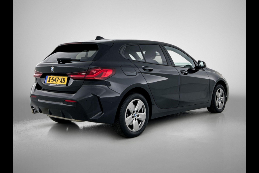 BMW 1-serie 116i Business Edition Plus CARPLAY STOF-LEDER NAVI