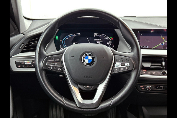 BMW 1-serie 116i Business Edition Plus CARPLAY STOF-LEDER NAVI