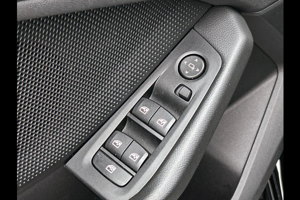 BMW 1-serie 116i Business Edition Plus CARPLAY STOF-LEDER NAVI