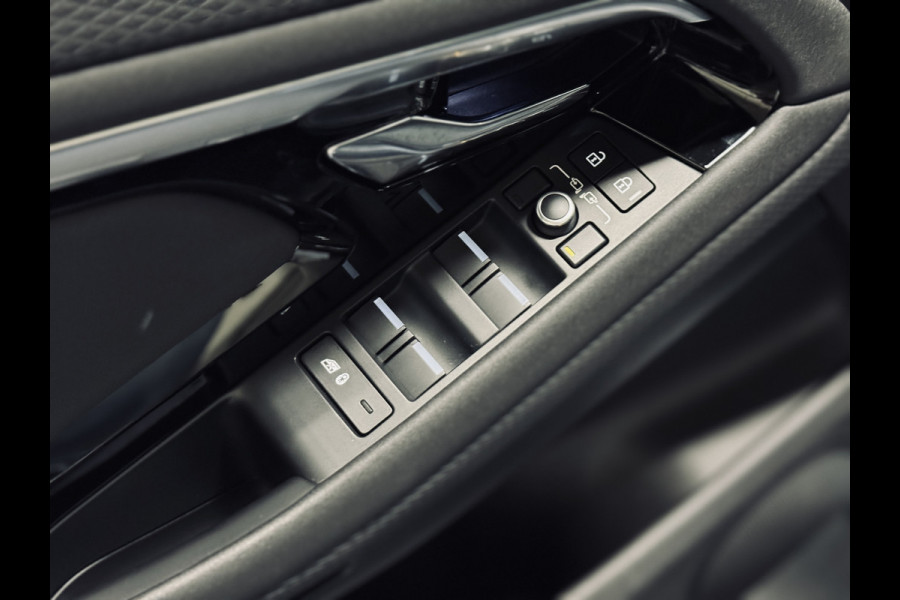 Land Rover Range Rover Evoque 1.5 P300e AWD S | 360 camera | Elektr. achterklep