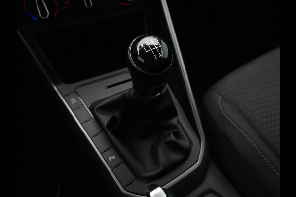 Volkswagen Polo 1.0 TSI 95pk R-line Navigatie Pdc Acc Carplay 298