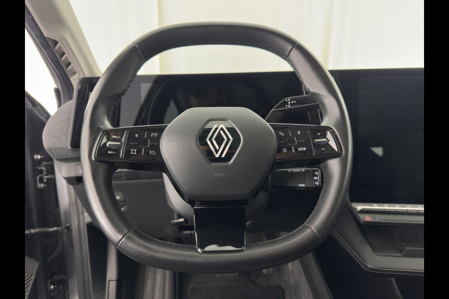 Renault Mégane E-Tech EV60 Optimum Charge Evolution [ 3-Fase ] {SOH-92%} (INCL-BTW) Aut *FULL-LED | DIGI-COCKPIT | NAVI-FULLMAP | CAMERA | COMFORT-SEATS | KEYLESS | ECC | PDC | CRUISE | DAB | CARPLAY | SHIFT-PADDLES | LANE-ASSIST | 18''ALU*
