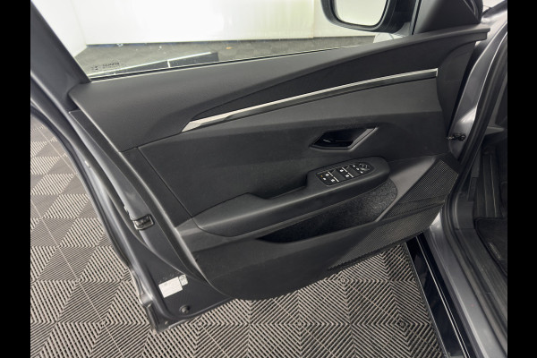 Renault Mégane E-Tech EV60 Optimum Charge Evolution [ 3-Fase ] {SOH-92%} (INCL-BTW) Aut *FULL-LED | DIGI-COCKPIT | NAVI-FULLMAP | CAMERA | COMFORT-SEATS | KEYLESS | ECC | PDC | CRUISE | DAB | CARPLAY | SHIFT-PADDLES | LANE-ASSIST | 18''ALU*