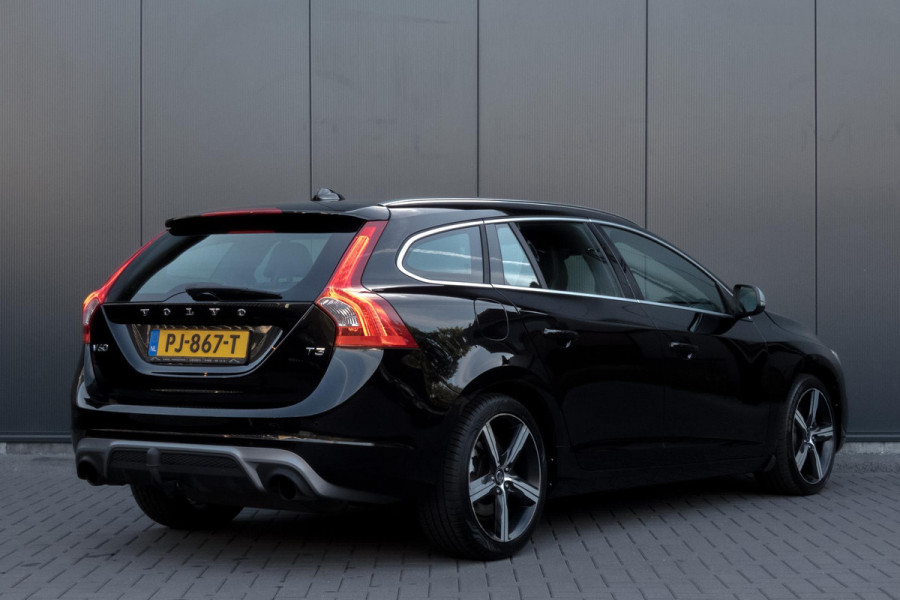 Volvo V60 1.5 T3 Nordic+ | R-DESIGN | TREKHAAK | PDC | STOELVERWAMING