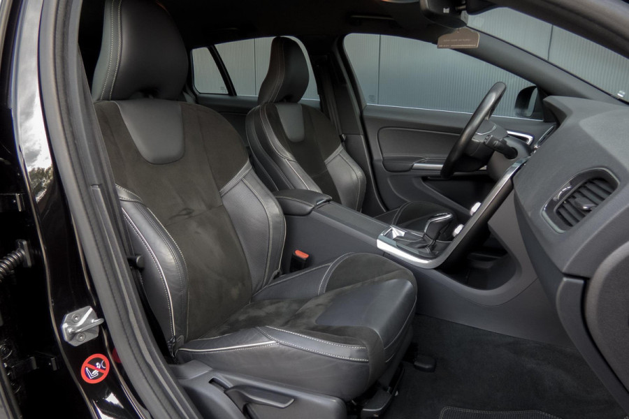 Volvo V60 1.5 T3 Nordic+ | R-DESIGN | TREKHAAK | PDC | STOELVERWAMING