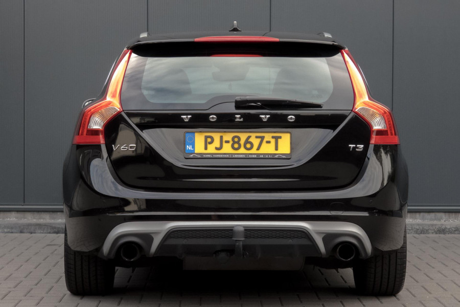 Volvo V60 1.5 T3 Nordic+ | R-DESIGN | TREKHAAK | PDC | STOELVERWAMING