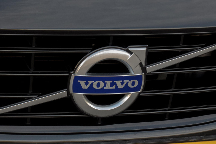 Volvo V60 1.5 T3 Nordic+ | R-DESIGN | TREKHAAK | PDC | STOELVERWAMING