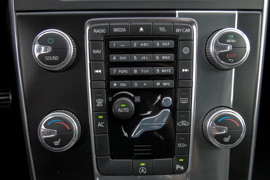 Volvo V60 1.5 T3 Nordic+ | R-DESIGN | TREKHAAK | PDC | STOELVERWAMING