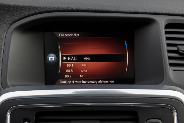 Volvo V60 1.5 T3 Nordic+ | R-DESIGN | TREKHAAK | PDC | STOELVERWAMING