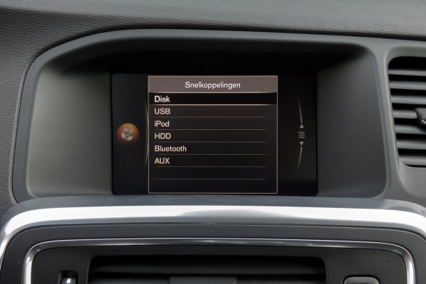 Volvo V60 1.5 T3 Nordic+ | R-DESIGN | TREKHAAK | PDC | STOELVERWAMING